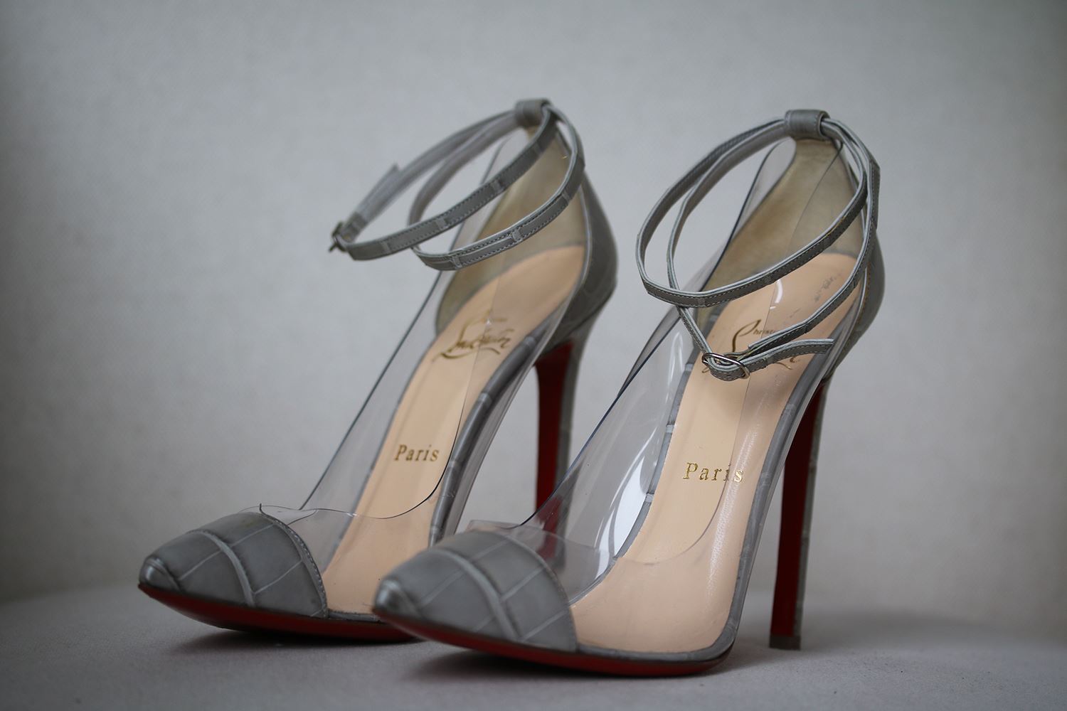 CHRISTIAN LOUBOUTIN UN BOUT 120 CROCODILE PUMPS EU 37.5 UK 4.5 US 7.5