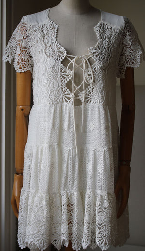 JEN'S PIRATE BOOTY ROMANCE LACE-UP MINI DRESS SMALL