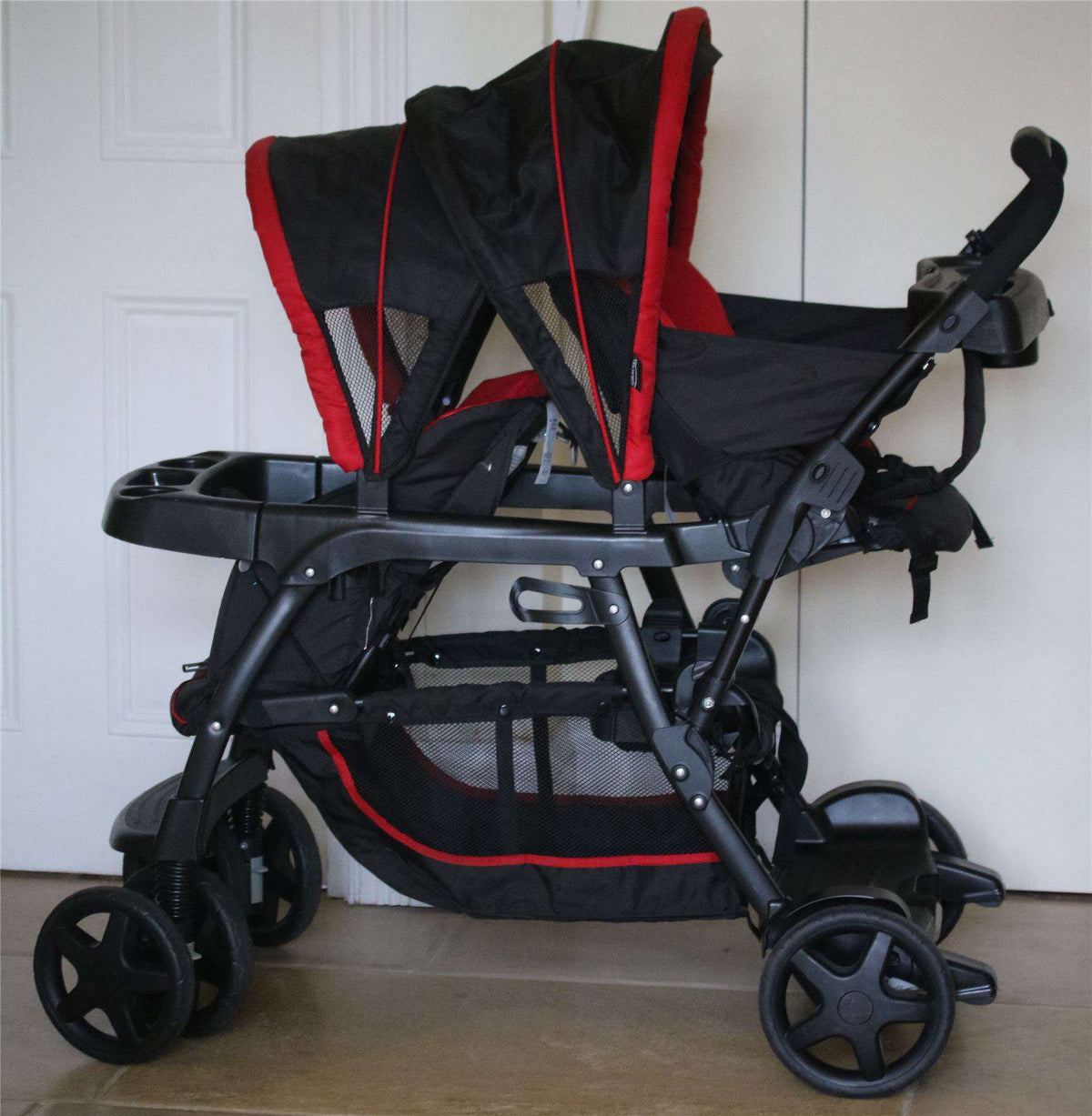GRACO READY TO GROW TWIN AND DOUBLE PUSHCHAIR STROLLER IN CHILLI SPORT
