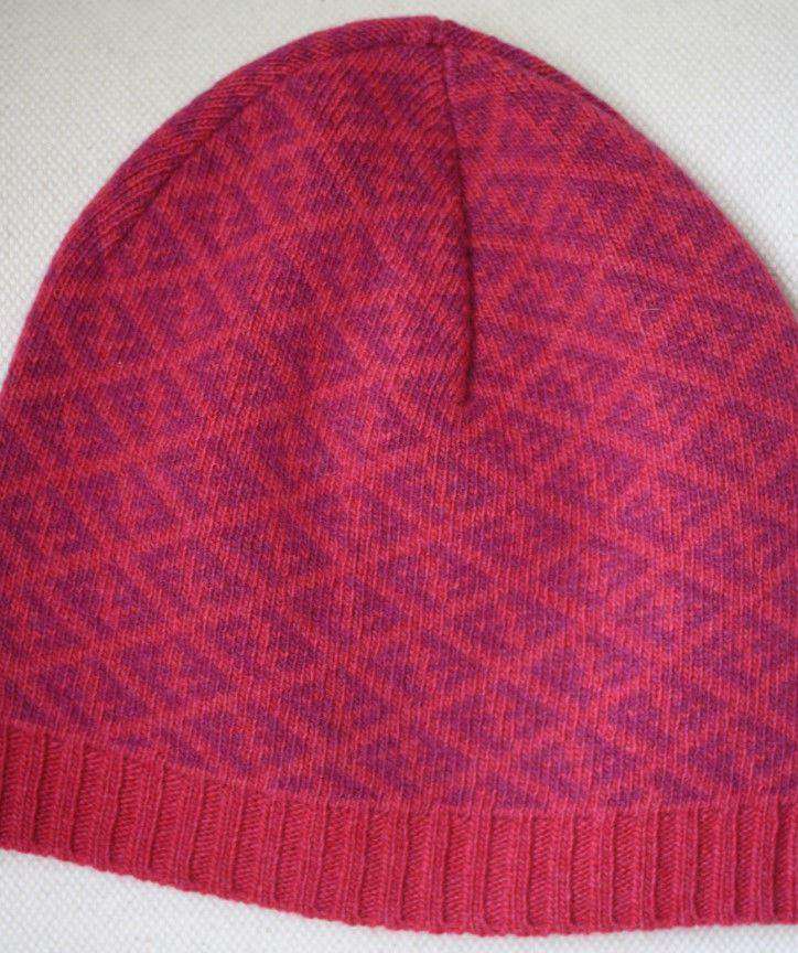 FENDI BABY PINK KNITTED HAT 12-24 MONTHS