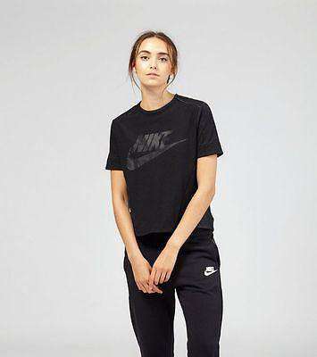 NIKE PERFORATED GRAPHIC T-SHIRT XS