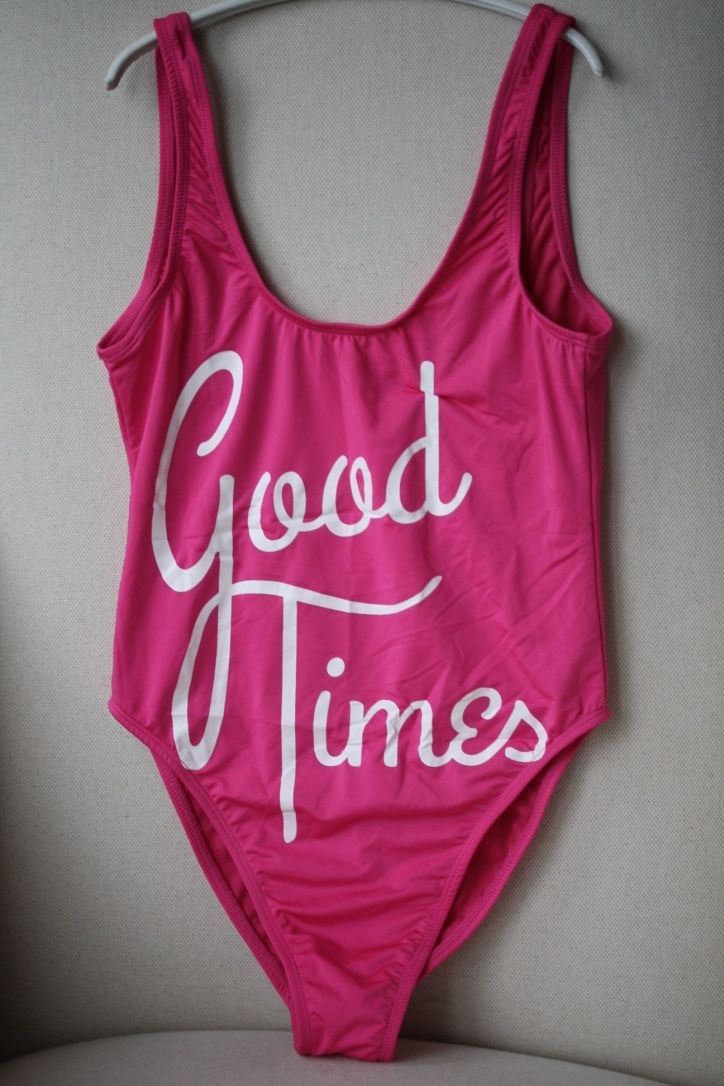CHRLDR GOOD TIMES ONE PIECE SWIMSUIT MEDIUM/LARGE